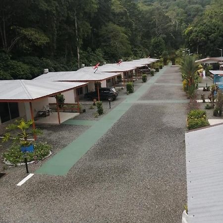 Puerto Vargas Lodge Cahuita Ngoại thất bức ảnh